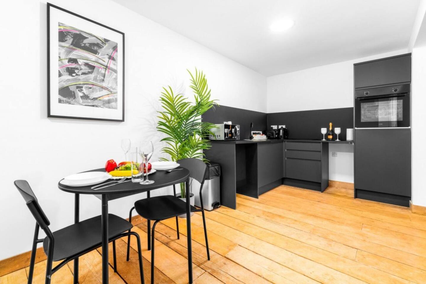 Loft Style Apartment - Near City Centre - Smart Tv- Wifi - Parking - Top Rated - 3Nt Birmingham Exterior foto